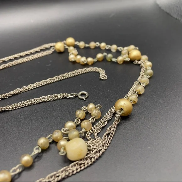 𝟔𝟎” 𝟏𝟗𝟓𝟎𝐬 𝐒𝐢𝐥𝐯𝐞𝐫 𝐏𝐞𝐚𝐫𝐥 𝐋𝐚𝐫𝐢𝐚𝐭 – 𝐓𝐡𝐞 𝐎𝐧𝐞 𝐓𝐡𝐚𝐭 𝐆𝐨𝐭 𝐀𝐰𝐚𝐲 ✨ - Picture 10 of 17